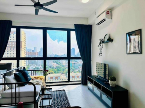 newly renovation apartment 3BR pool 10 pax